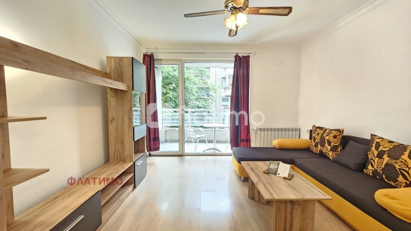 A louer  1 chambre Sofia , Belite brezi , 70 m² | 39033896