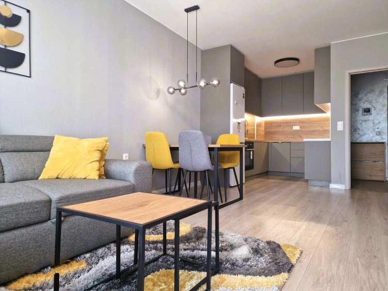 Zu vermieten  1 Schlafzimmer Plowdiw , Hristo Smirnenski , 57 qm | 68132726
