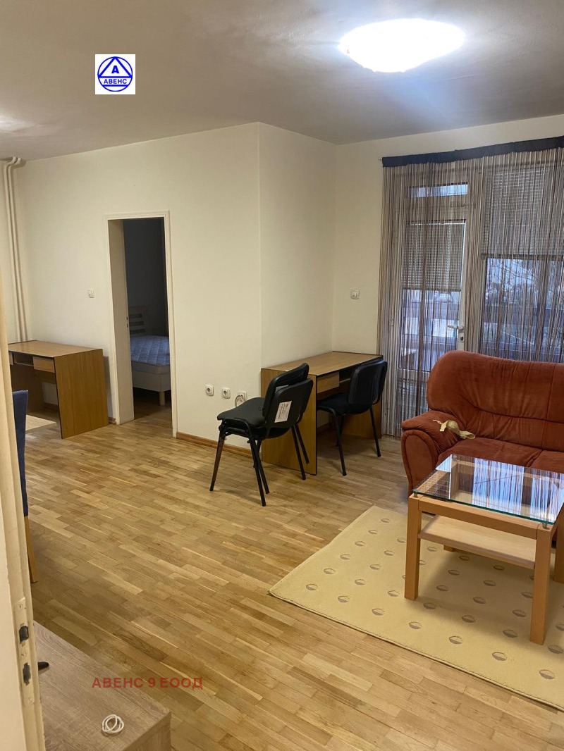 Дава под наем 3-СТАЕН, гр. Плевен, Идеален център, снимка 2 - Апартаменти - 52614343