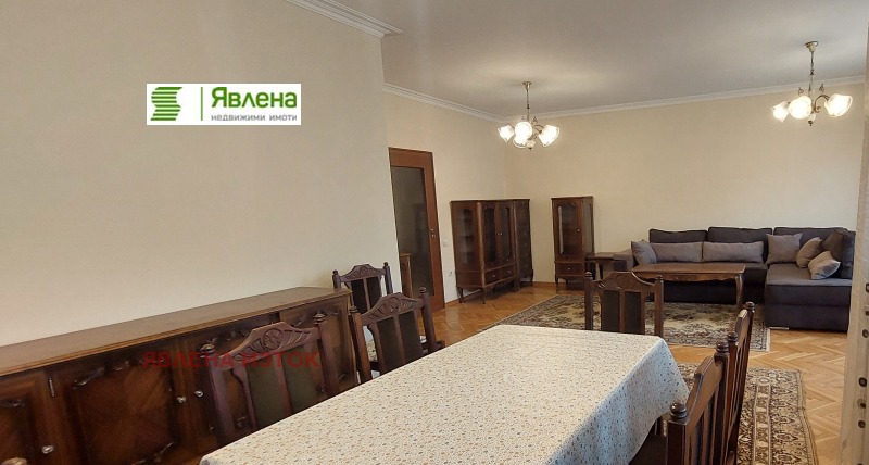 Дава под наем 4-СТАЕН, гр. София, Гео Милев, снимка 2 - Апартаменти - 52745967