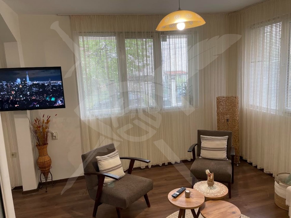 Дава под наем КЪЩА, гр. Бургас, Сарафово, снимка 9 - Къщи - 54126029