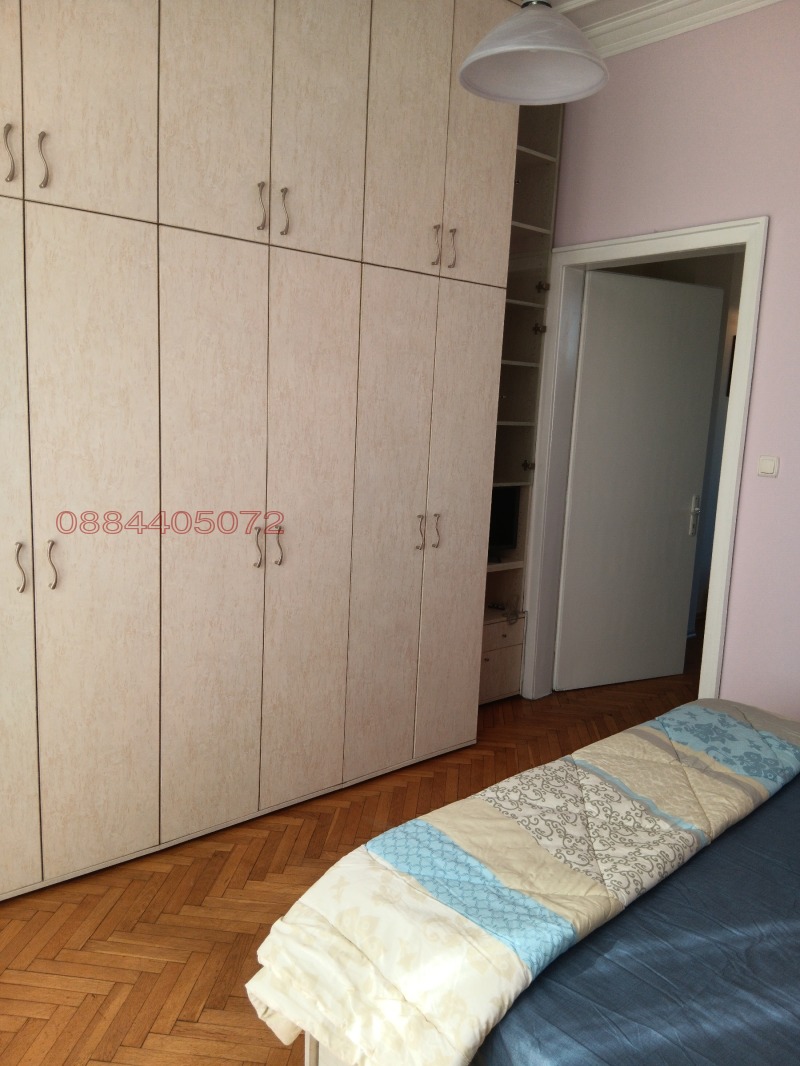 Издаје се  1 спаваћа соба Софија , Центар , 82 м2 | 98001336 - слика [5]