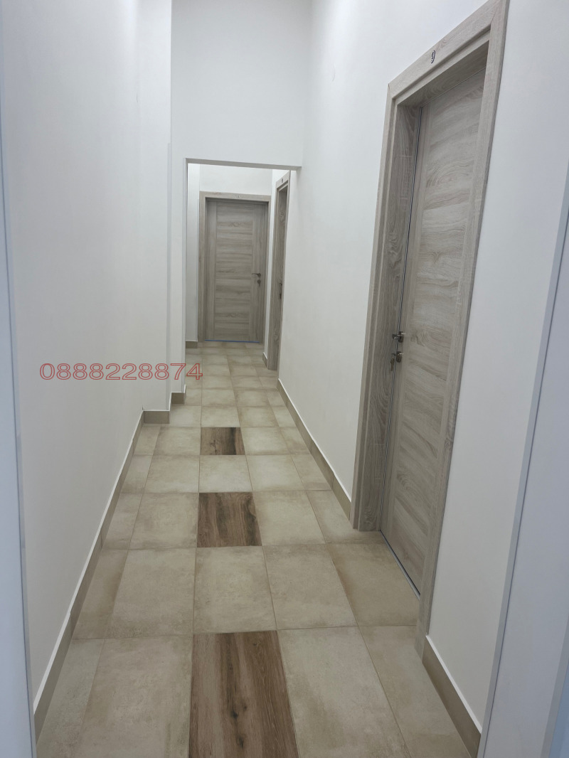 Дава под наем ОФИС, гр. Карлово, област Пловдив, снимка 14 - Офиси - 52786066