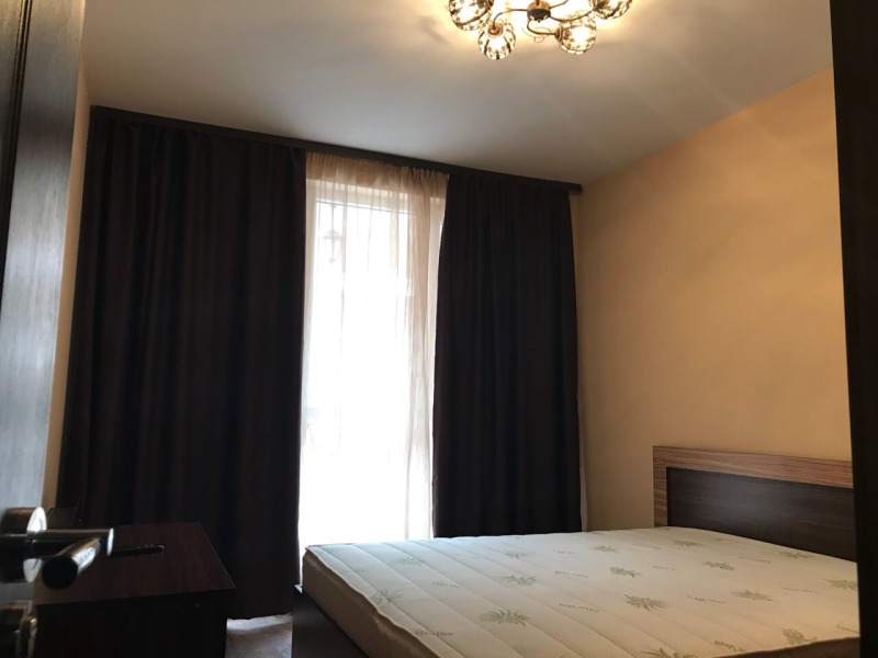 De inchiriat  1 dormitor Plovdiv , Țentâr , 65 mp | 86883728 - imagine [14]