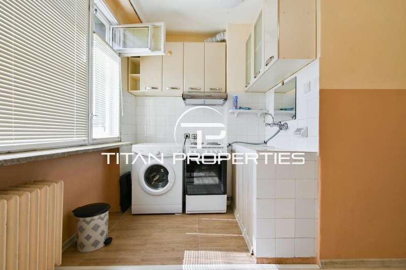 Te huur  1 slaapkamer Sofia , Tsentar , 70 m² | 63944344