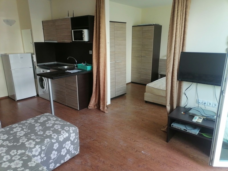 För uthyrning  1 sovrum Burgas , Sarafovo , 50 kvm | 32796506 - bild [2]