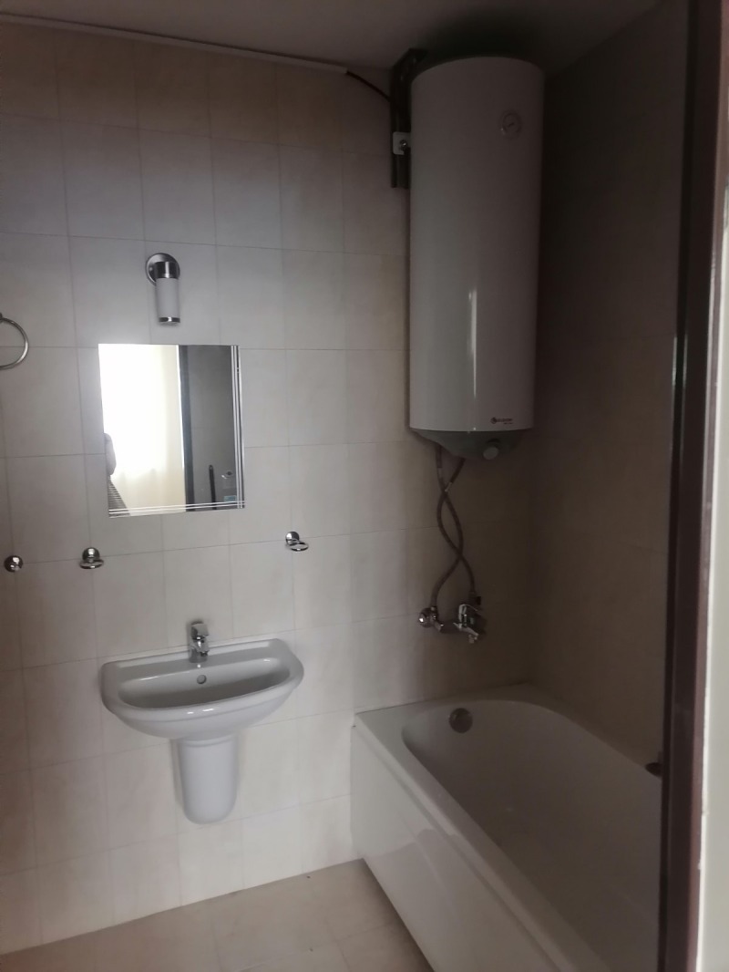 För uthyrning  1 sovrum Burgas , Sarafovo , 50 kvm | 32796506 - bild [7]