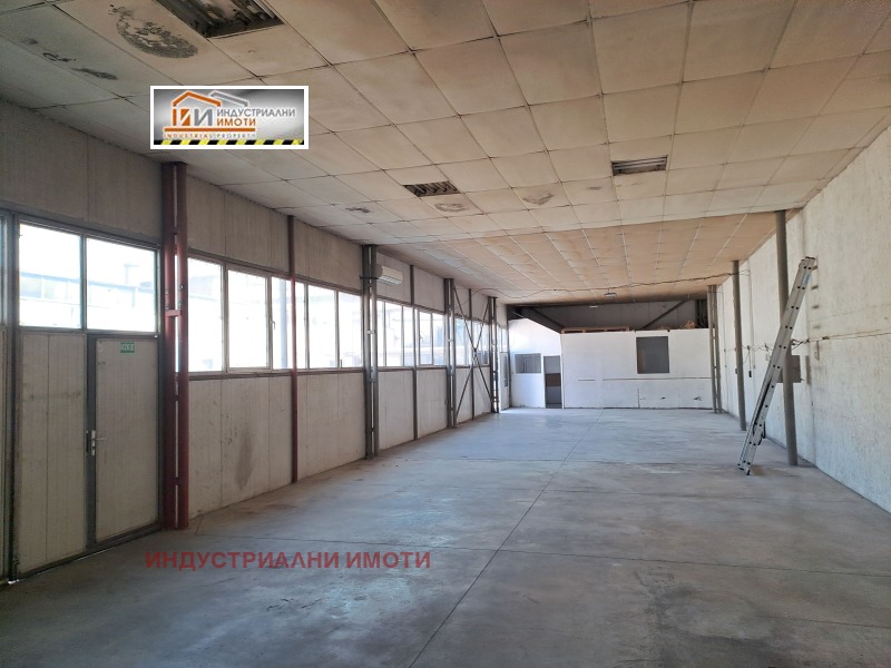 K pronájmu  Úložný prostor Plovdiv , Industrialna zona - Sever , 220 m2 | 70291438 - obraz [7]