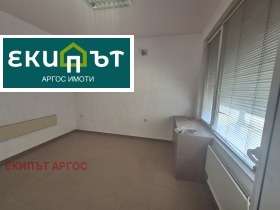 Kontor Kolhozen pazar, Varna 6