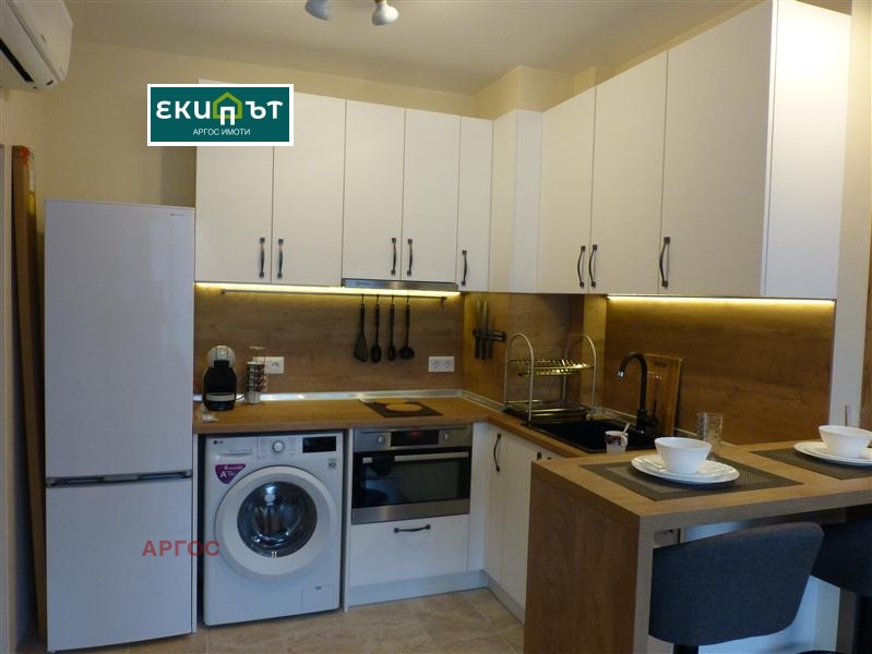 Para alugar  1 quarto Varna , Mladost 1 , 65 m² | 86107201