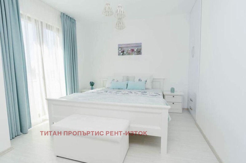 Дава под наем 2-СТАЕН, гр. Бургас, Център, снимка 4 - Апартаменти - 52413631