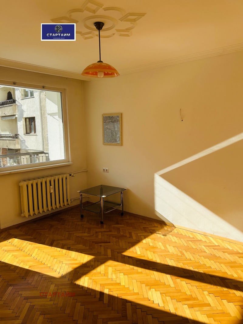 Дава под наем 2-СТАЕН, гр. София, Иван Вазов, снимка 10 - Апартаменти - 52977333