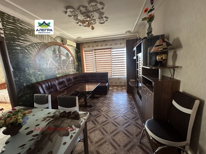 Дава под наем 3-СТАЕН, гр. Пазарджик, Запад, снимка 2 - Апартаменти - 52413546