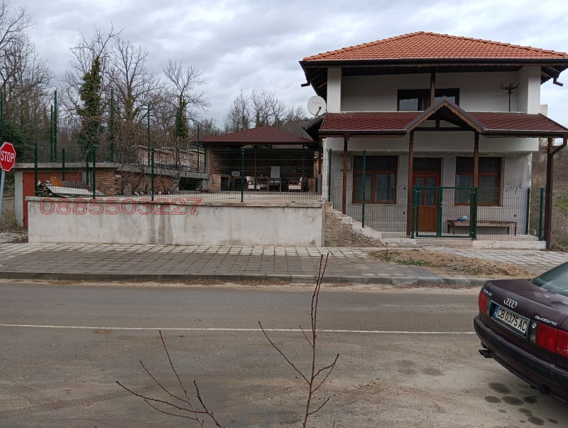 Дава под наем КЪЩА, с. Баня, област Пазарджик, снимка 8 - Къщи - 53047647