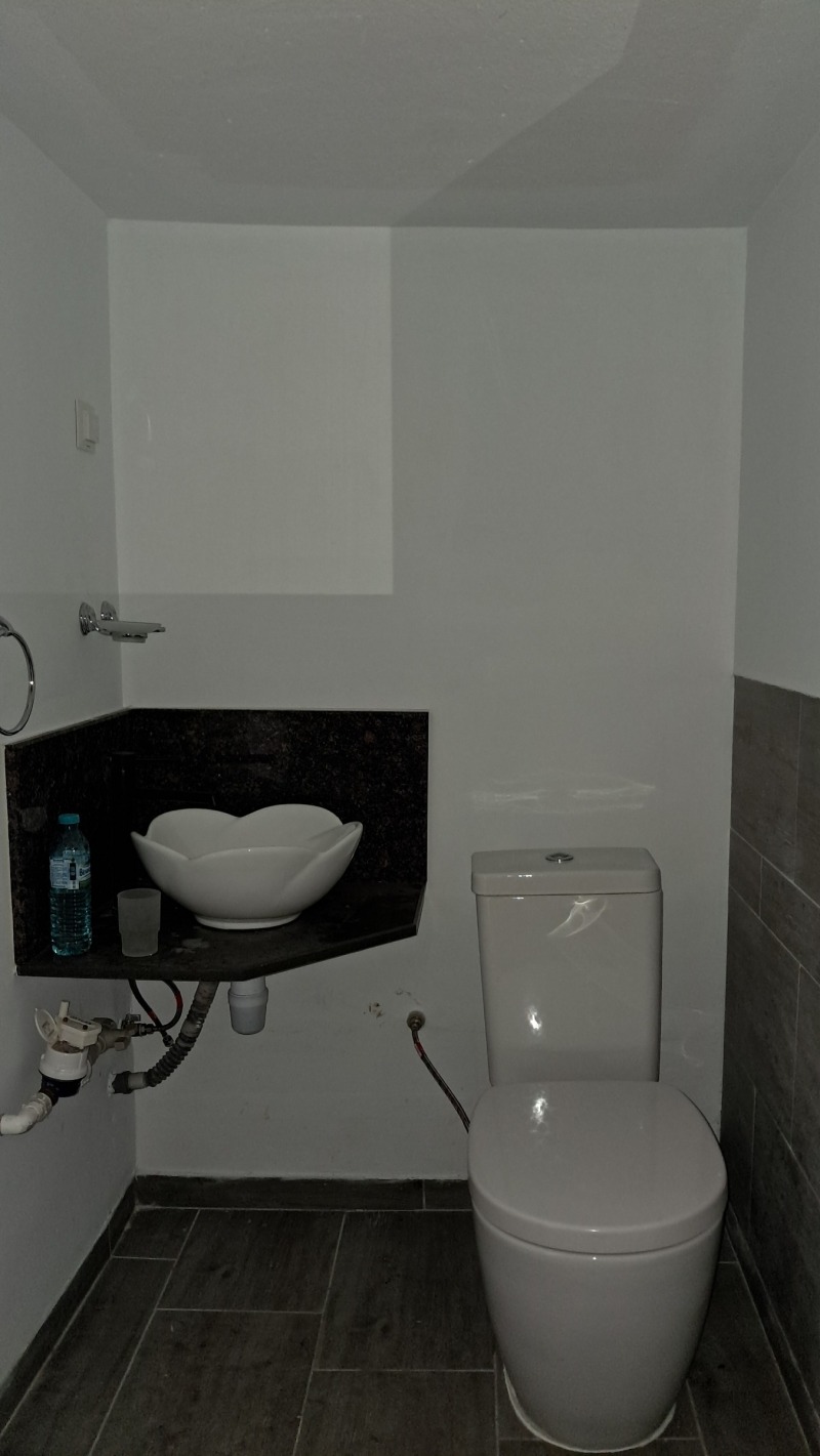 Дава под наем МАГАЗИН, гр. Шумен, Център, снимка 3 - Магазини - 53441773