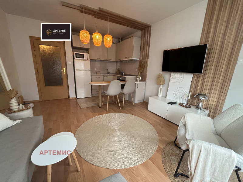 Дава под наем 2-СТАЕН, гр. София, Зона Б-5-3, снимка 2 - Апартаменти - 52705098