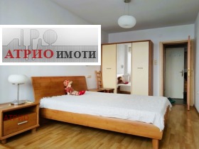 1 chambre Tsentar, Sofia 3