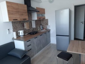 1 bedroom Zornitsa, Burgas 1