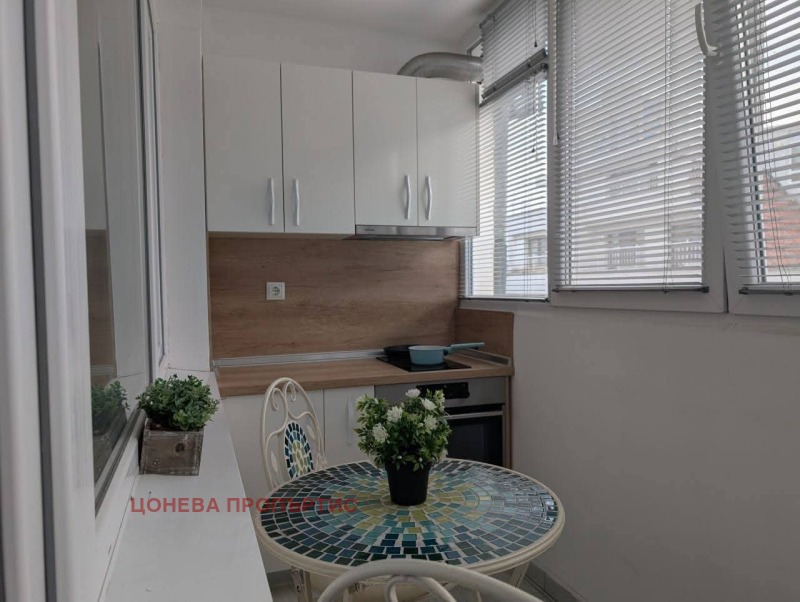 Дава под наем 2-СТАЕН, гр. Бургас, Лазур, снимка 5 - Апартаменти - 53121467