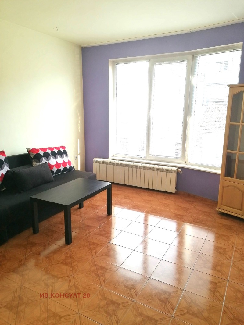 För uthyrning  2 sovrum Sofia , Centar , 70 kvm | 77160229 - bild [2]