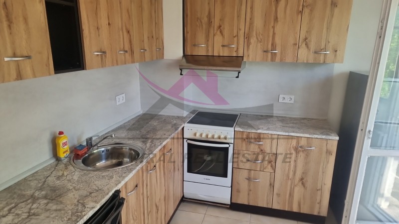 Дава под Наем 3-СТАЕН в град Варна, Лятно кино Тракия - 105 кв.м / 650 € » 1 271.29 лв., АДМИРАЛ РИЪЛ ЕСТЕЙТ ЕООД