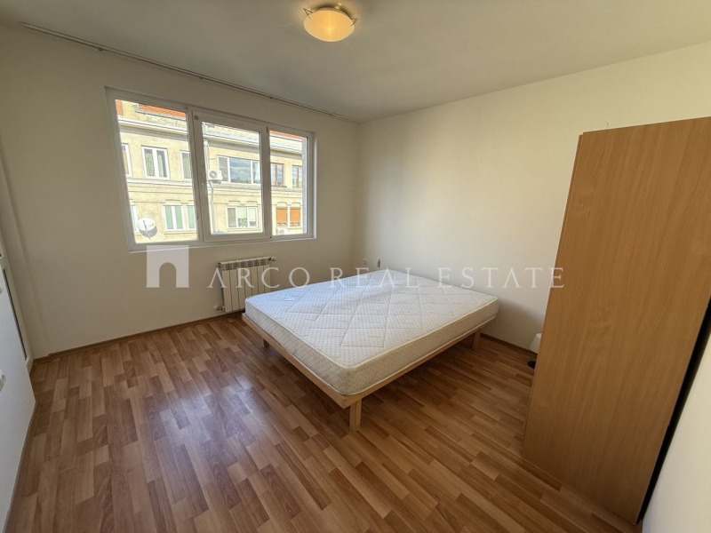 En renta  1 dormitorio Sofia , Doktorski pametnik , 80 metros cuadrados | 90821299 - imagen [10]