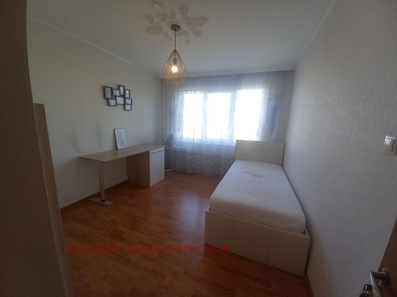 K pronájmu  2 ložnice Sofia , Goce Delčev , 92 m2 | 88944408 - obraz [9]