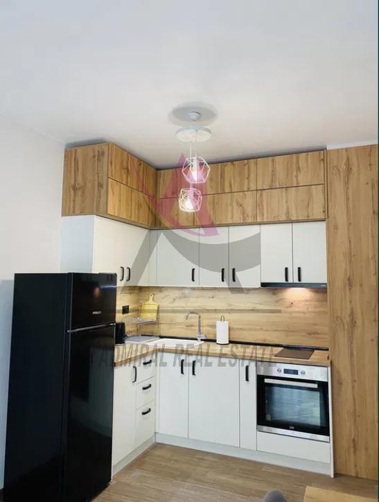 Zu vermieten  1 Schlafzimmer Warna , Briz , 65 qm | 41468663