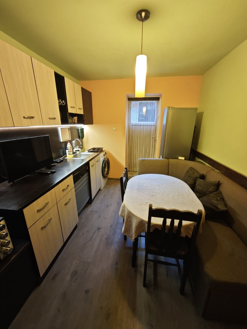 Vuokrattavana  1 makuuhuone Varna , Tsentar , 50 neliömetriä | 93758458 - kuva [2]
