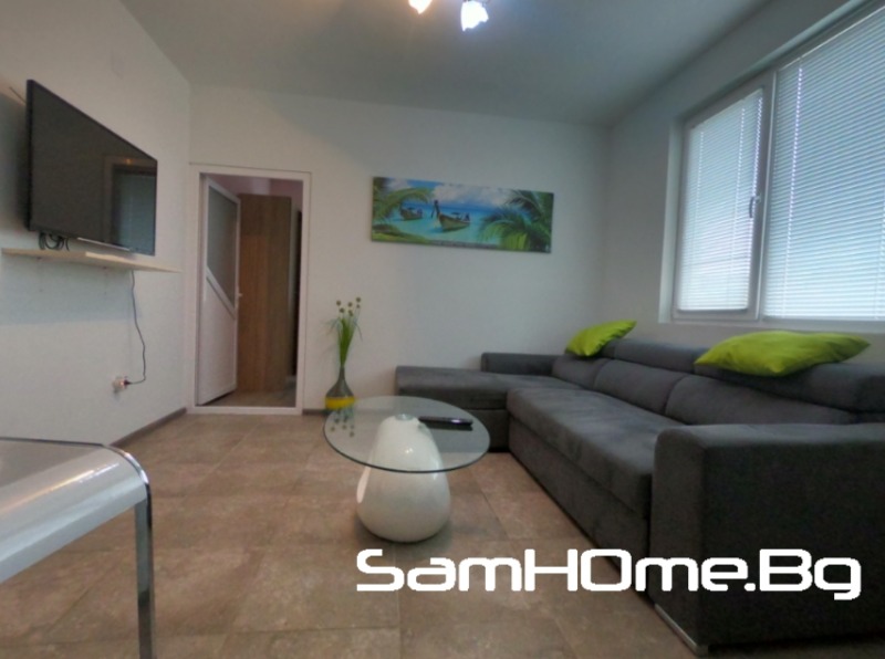Издаје се  2 спаваће собе Варна , Центар , 80 м2 | 94607821 - слика [2]