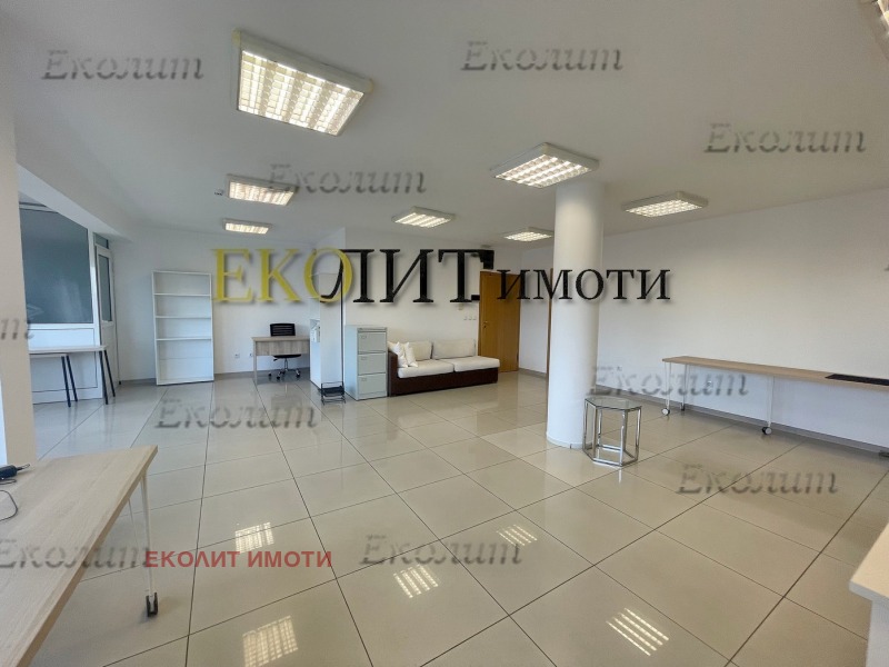 Zu vermieten  Büro Sofia , Strelbishte , 80 qm | 15972891 - Bild [3]