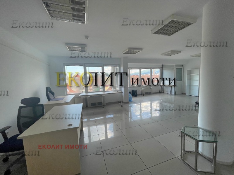 Zu vermieten  Büro Sofia , Strelbishte , 80 qm | 15972891 - Bild [2]
