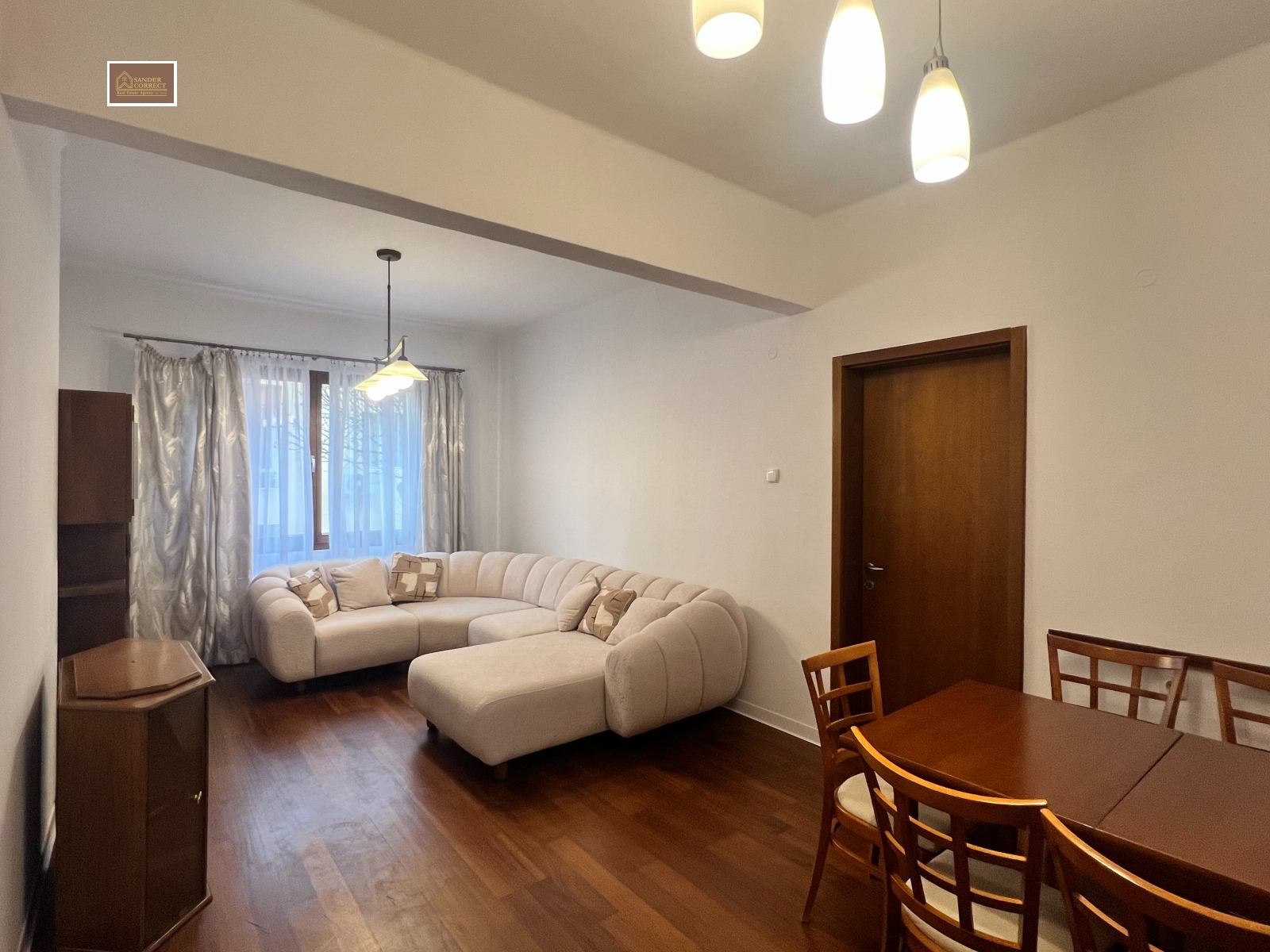 Дава под наем 3-СТАЕН, гр. София, Център, снимка 4 - Апартаменти - 54089325