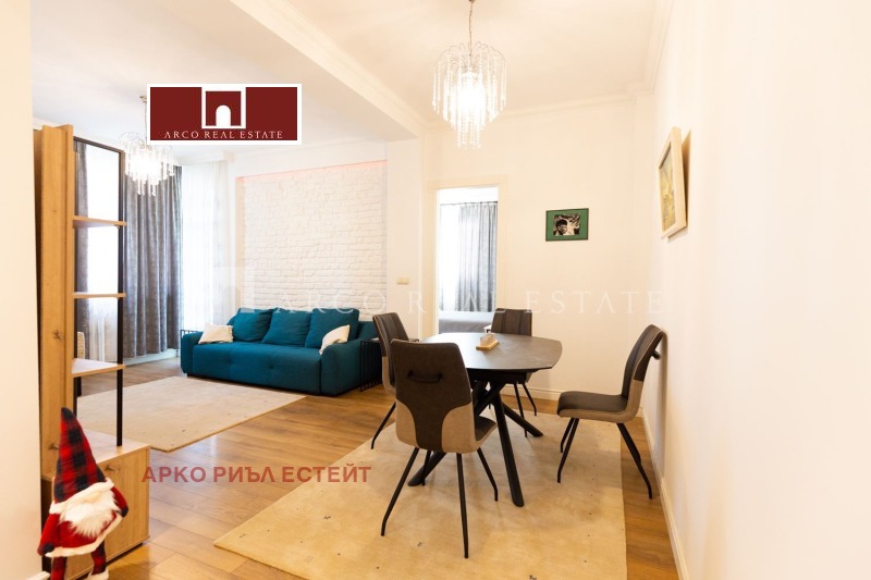 En renta  1 dormitorio Sofia , Doktorski pametnik , 76 metros cuadrados | 63244024 - imagen [2]