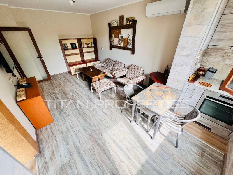 Te huur  2 slaapkamers Burgas , Lazur , 80 m² | 60340226