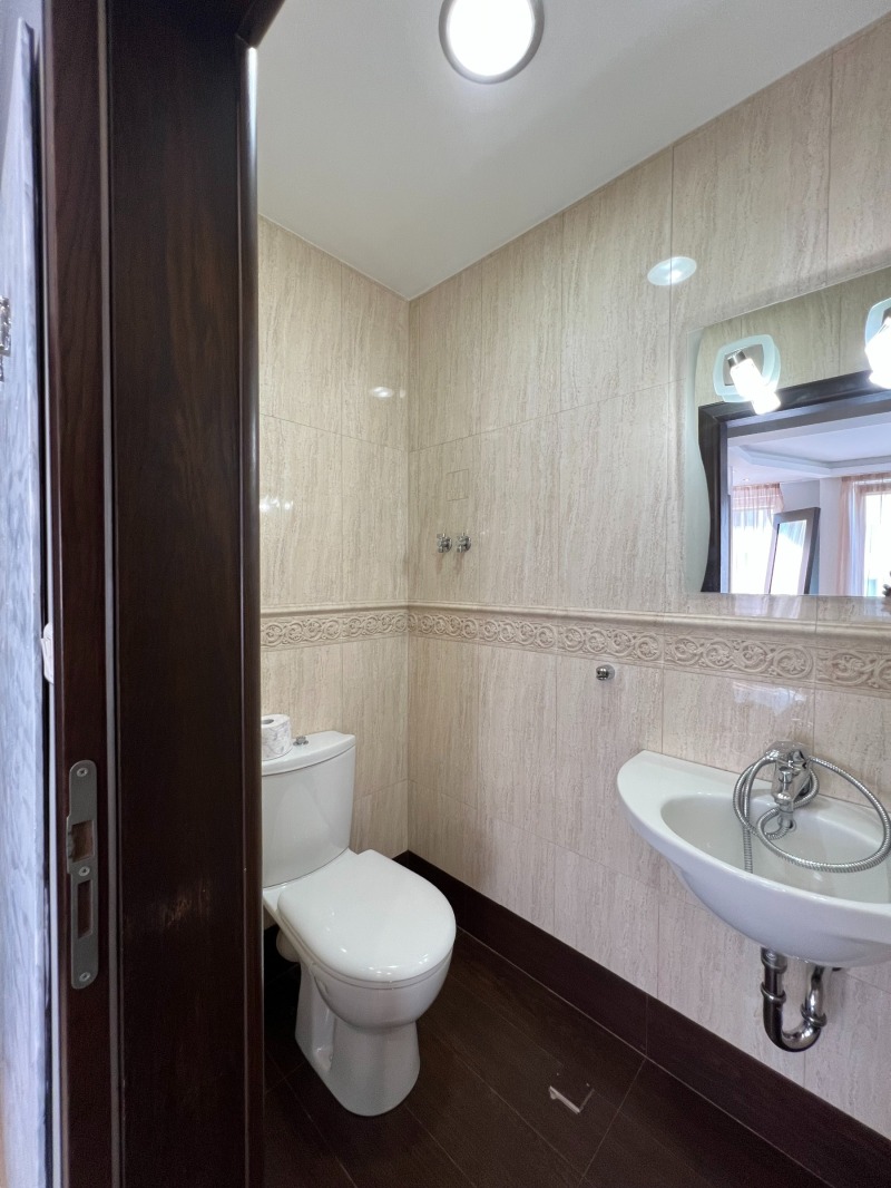 Дава под наем  3-стаен град София , Център , 120 кв.м | 50923758 - изображение [15]