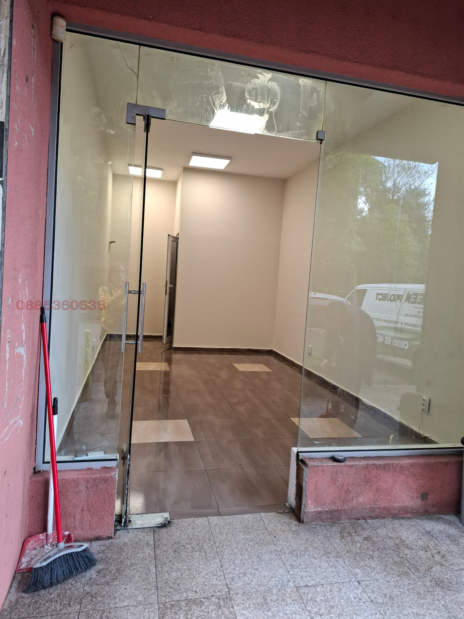 Дава под наем МАГАЗИН, гр. София, Люлин 1, снимка 12 - Магазини - 53994265