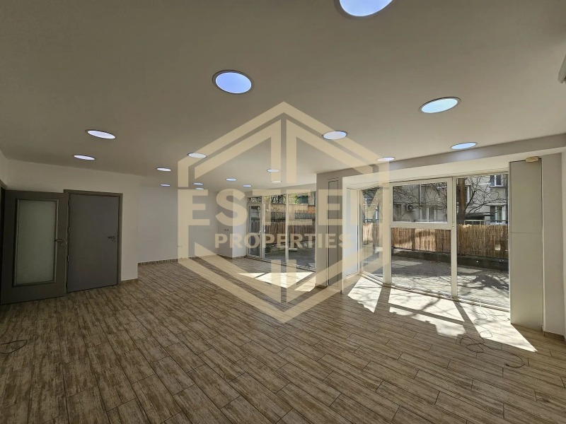 Дава под Наем ОФИС в град Русе, Център - 179 кв.м / 1 000 € » 1 955.83 лв., ЕСТИЙМ ПРОПЪРТИС