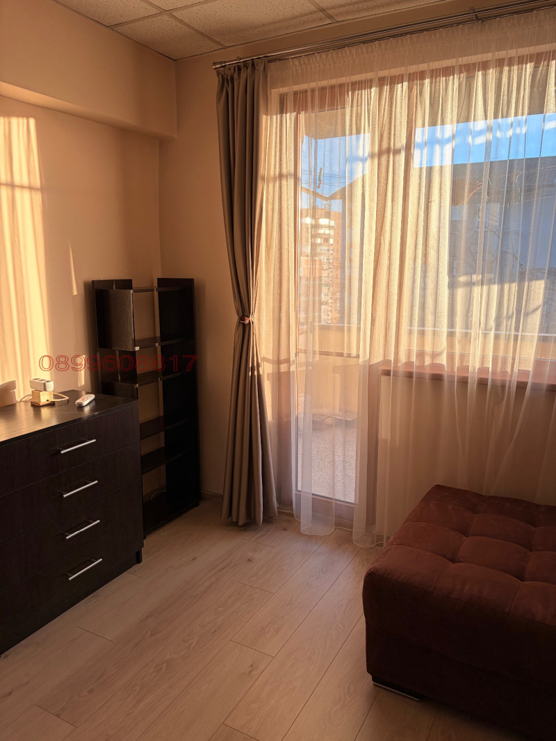 Дава под наем 3-СТАЕН, гр. Велико Търново, Център, снимка 6 - Апартаменти - 53092424