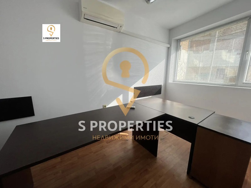 Дава под наем ОФИС, гр. Варна, Бизнес хотел, снимка 7 - Офиси - 53268401