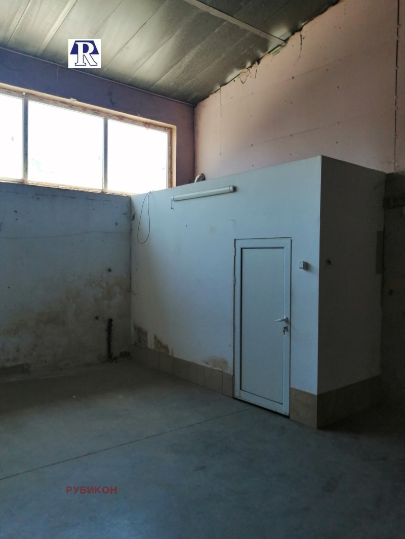 Til leie  Oppbevaring Plovdiv , Industrialna zona - Sever , 400 kvm | 63331836 - bilde [3]