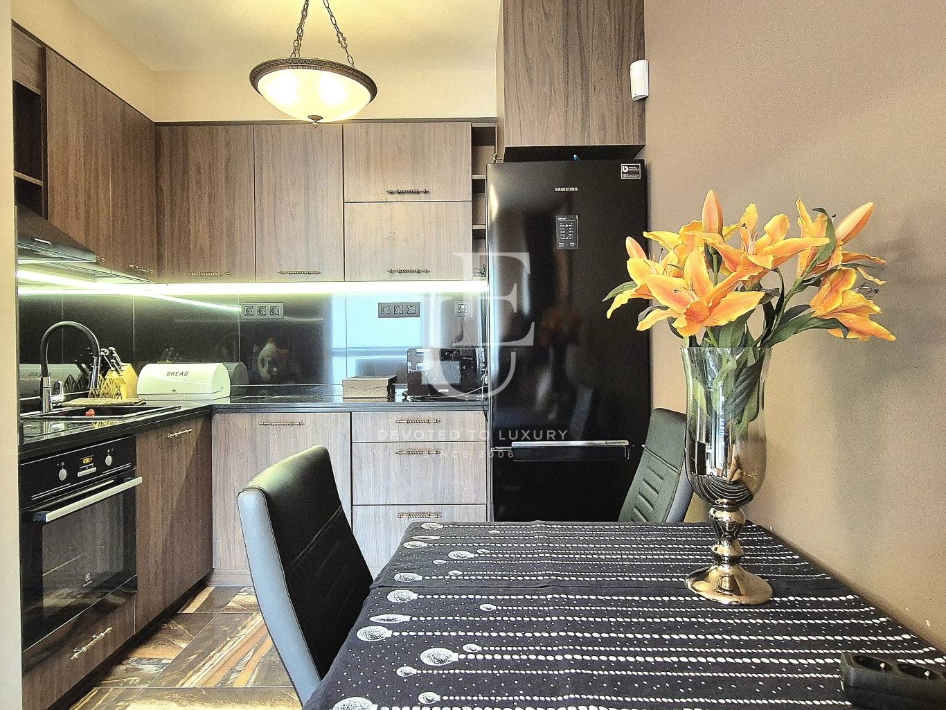 Дава под наем 2-СТАЕН, гр. София, Драгалевци, снимка 2 - Апартаменти - 53731407