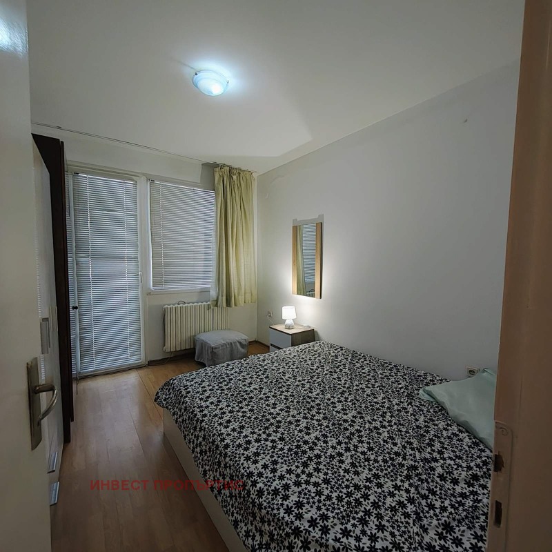 Til leie  1 soverom Sofia , Krasno selo , 65 kvm | 10482732 - bilde [5]