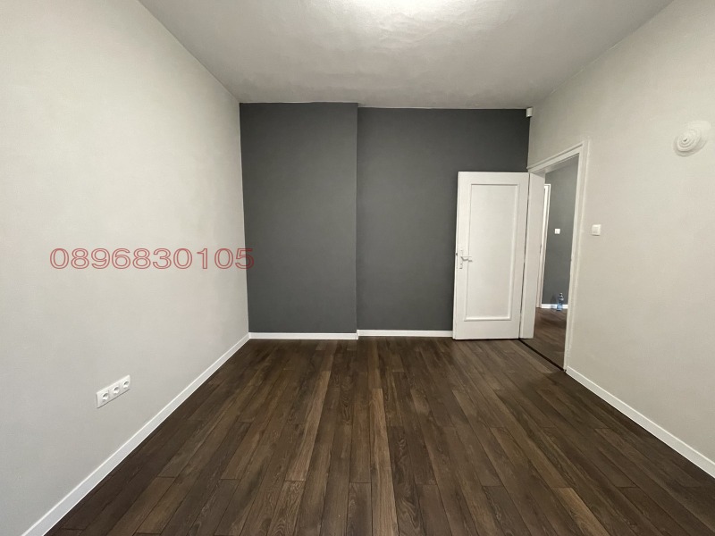 Издаје се  2 спаваће собе Софија , Центар , 83 м2 | 53944525 - слика [3]