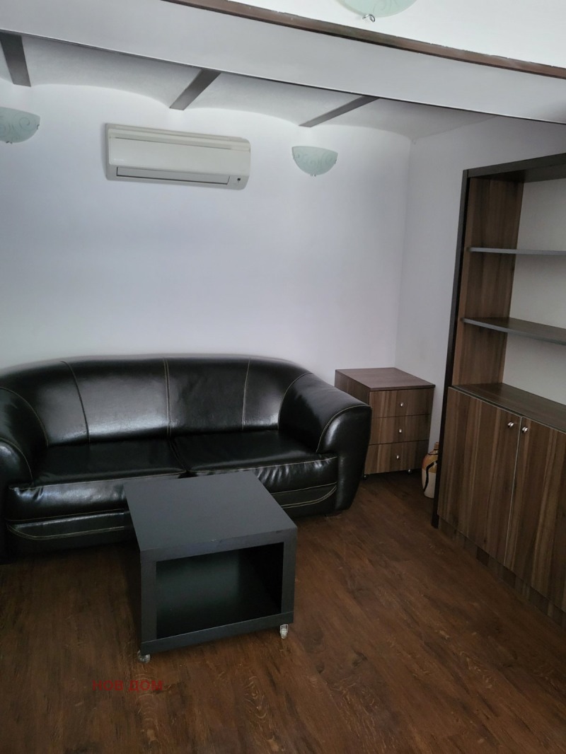 Da affittare  Ufficio Vratsa , Tsentar , 20 mq | 73890528 - Immagine [2]