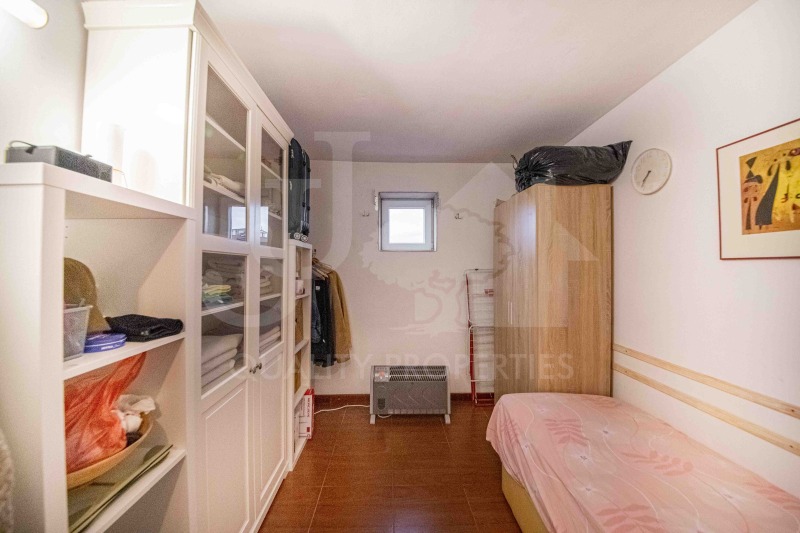 Дава под наем 3-СТАЕН, гр. София, Лозенец, снимка 10 - Апартаменти - 52454750