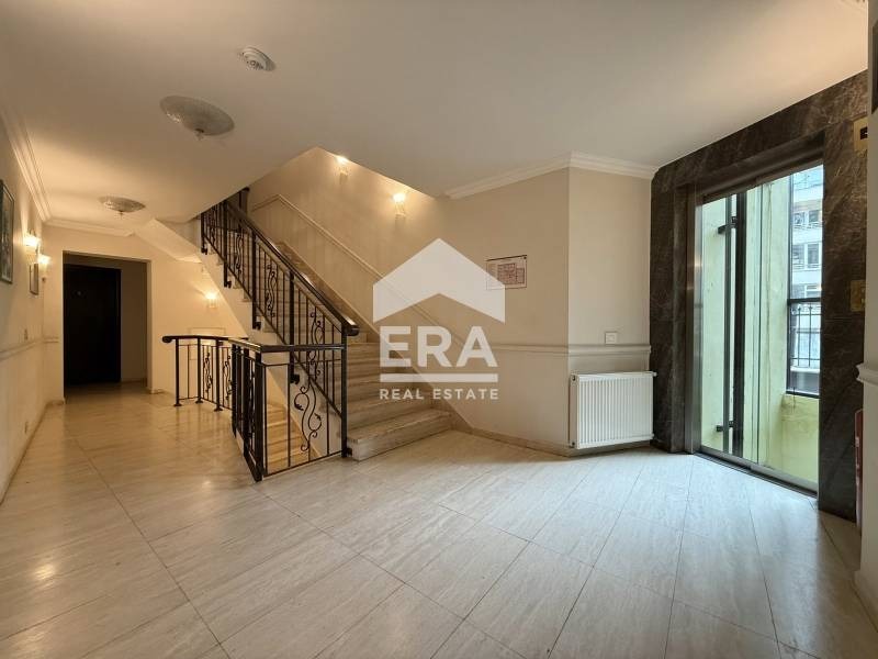 Дава под наем 3-СТАЕН, гр. София, Лозенец, снимка 8 - Апартаменти - 53506699