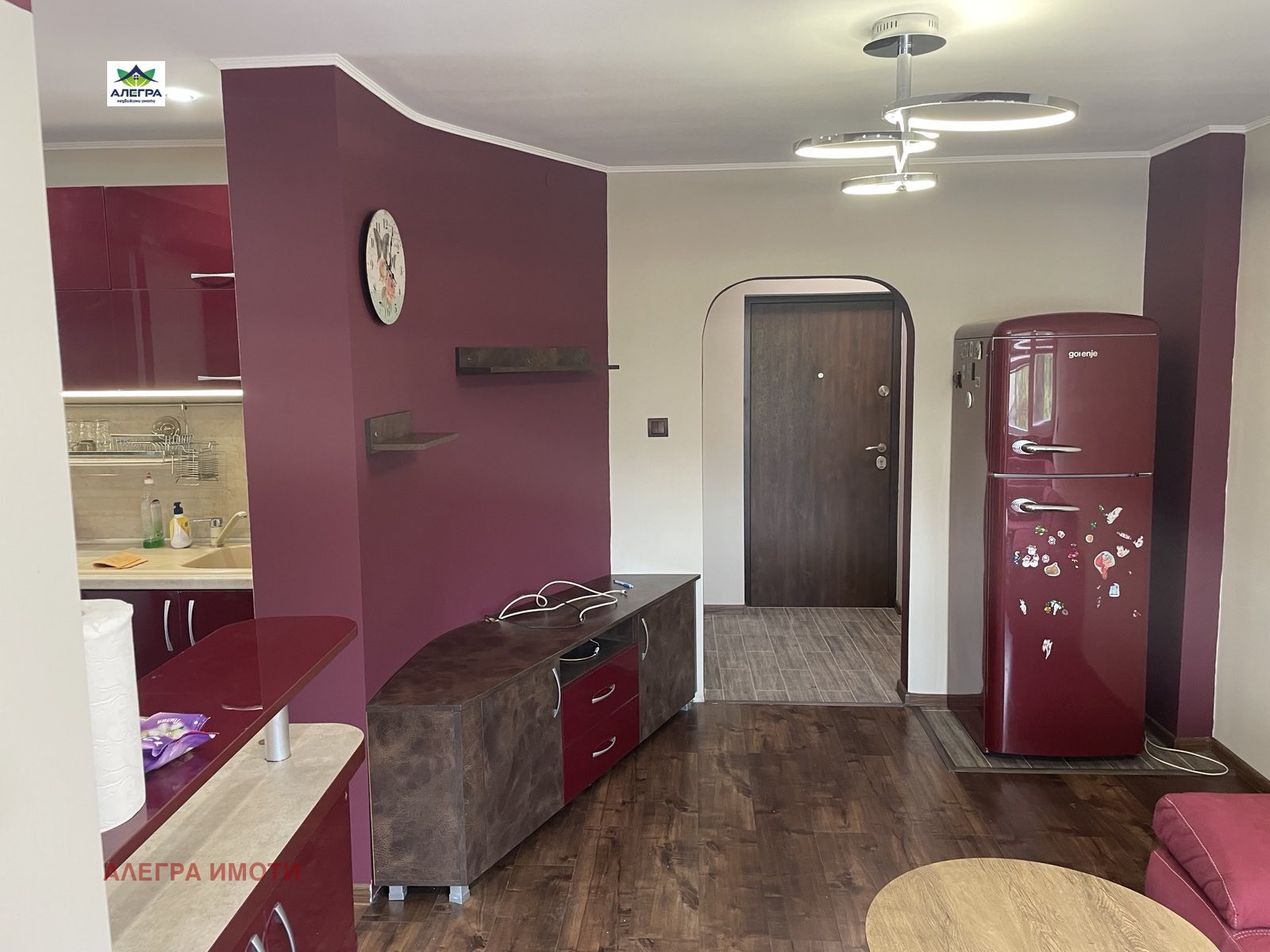 Дава под наем 2-СТАЕН, гр. Пазарджик, Идеален център, снимка 4 - Апартаменти - 54194483