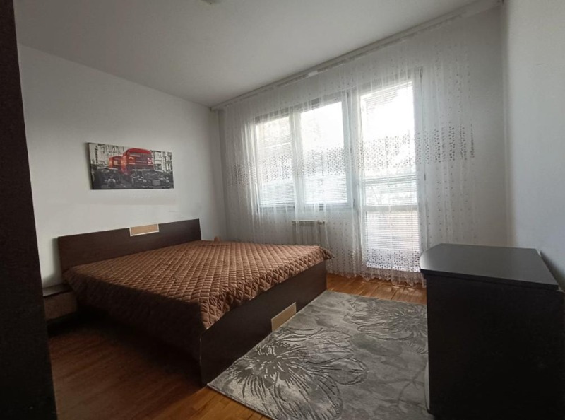 Zu vermieten  1 Schlafzimmer Sofia , Medizinska akademija , 75 qm | 61267238 - Bild [5]