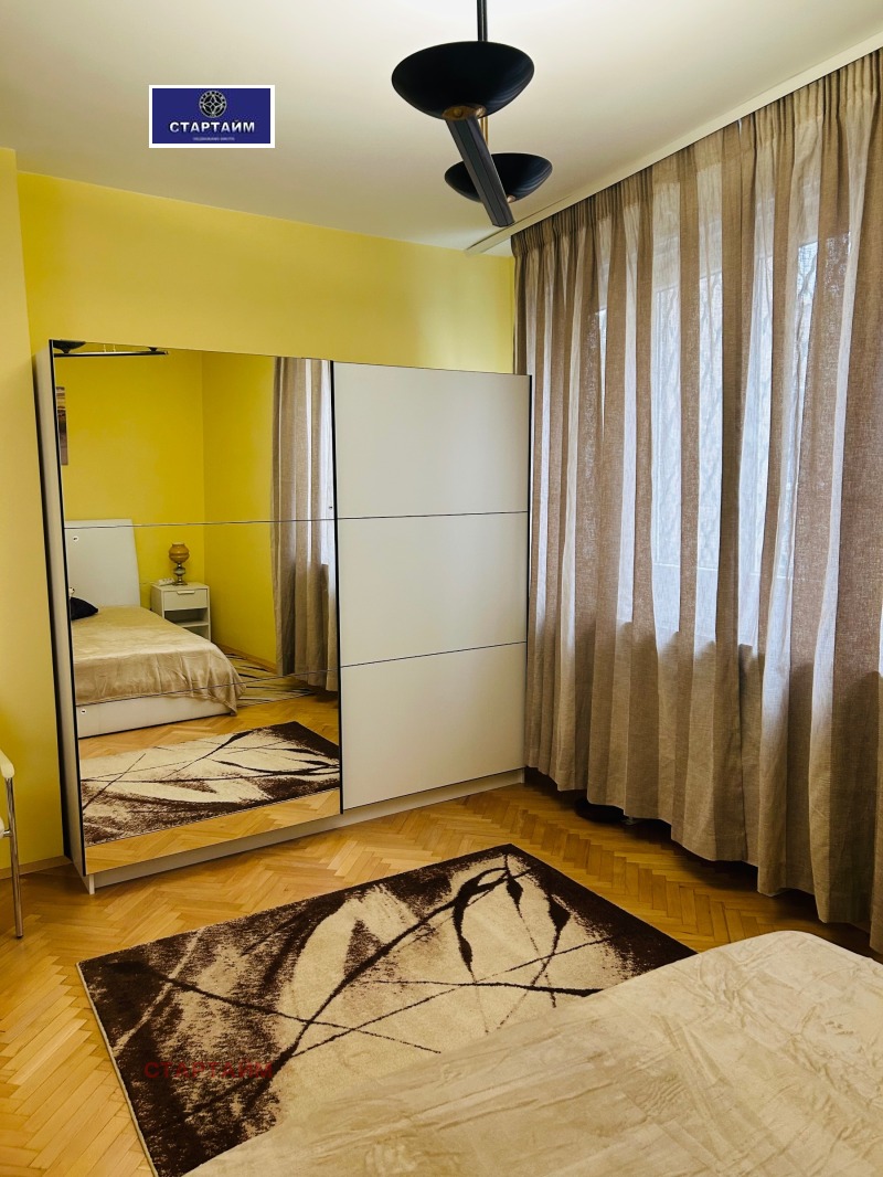 Дава под наем 2-СТАЕН, гр. София, Център, снимка 4 - Апартаменти - 53487734